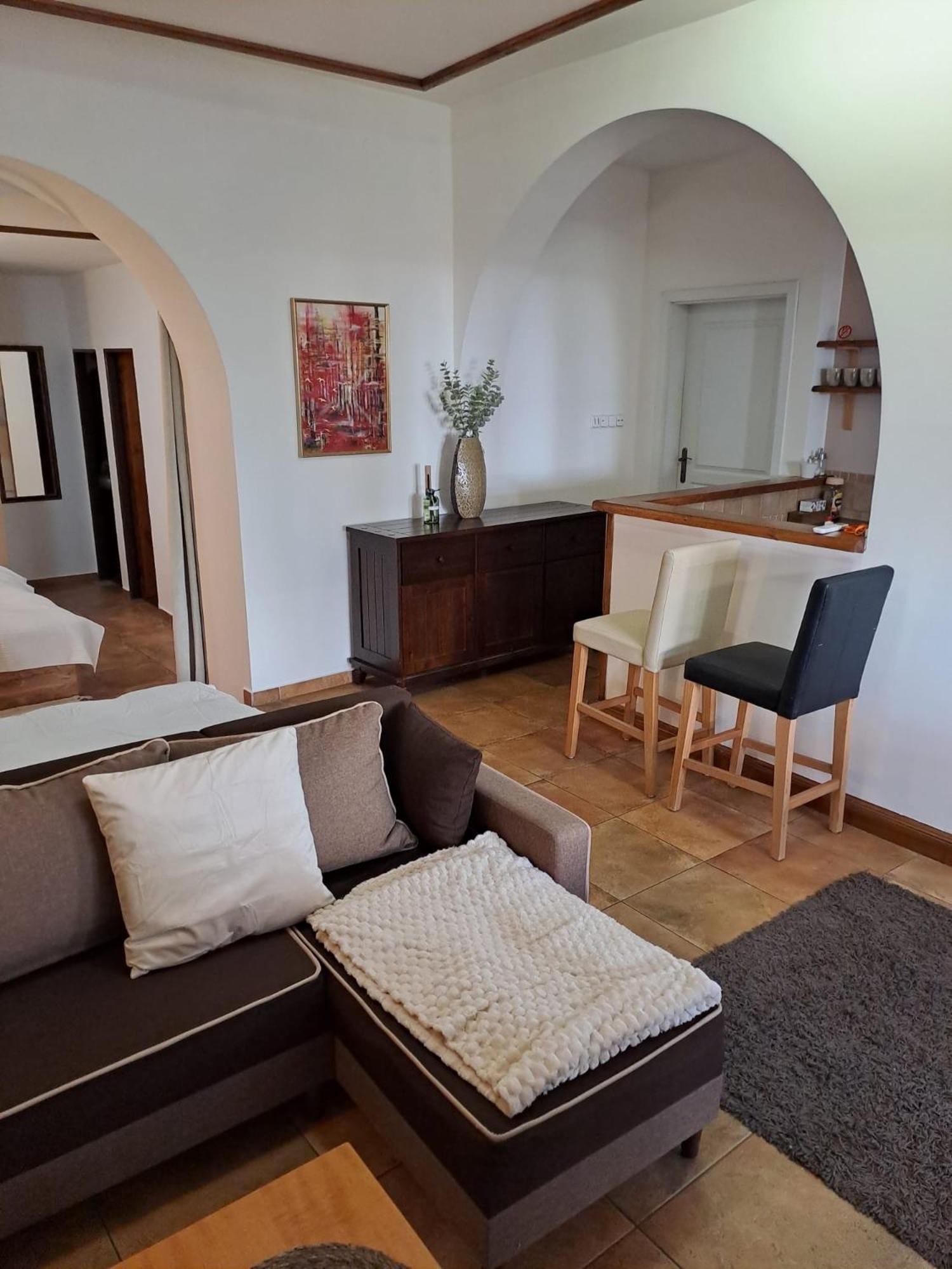 Apartman Romana Postorna Exterior foto